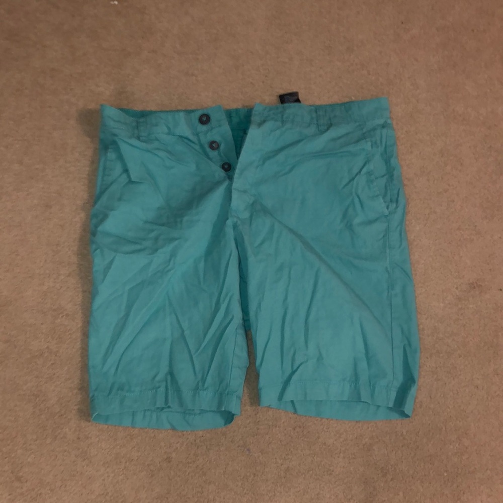 H&M men’s shorts, size 32